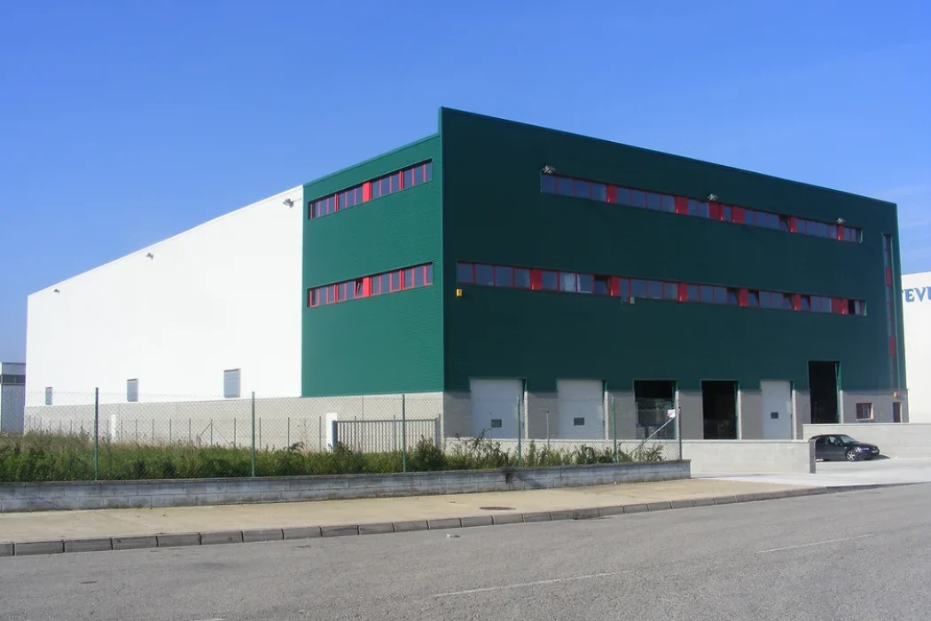 Nau Logistica Mascotrans